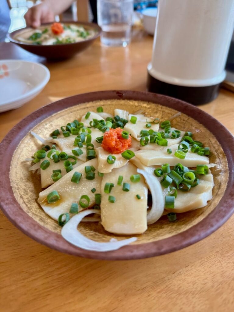 ばんやのくじら皮ポン酢、さっぱり味の一品料理
